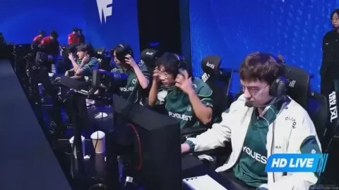 Poster siaran Team WE VS FlyQuest